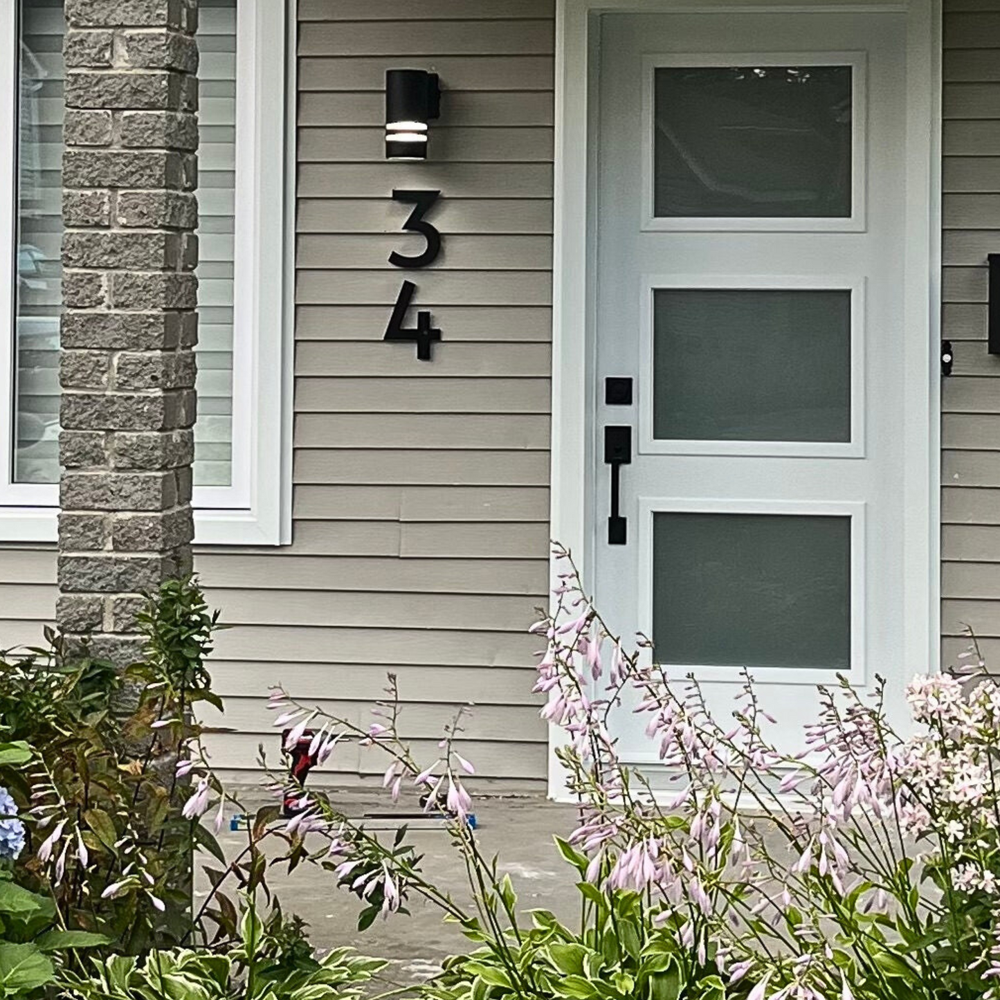 8 inch CLASSIC MODERN House numbers and letters