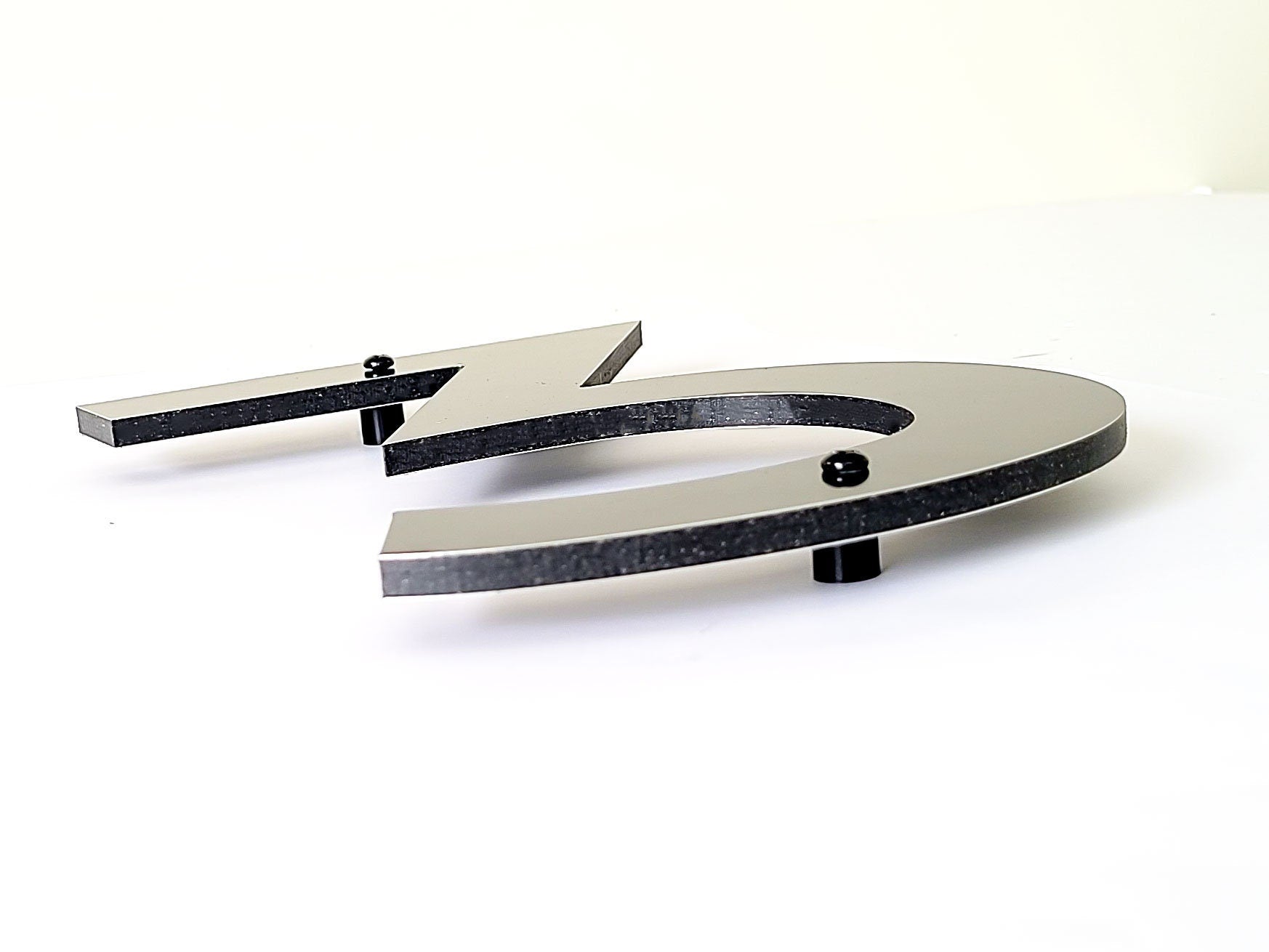 CLASSIC MODERN house numbers showing standoffs and spacers for floating look