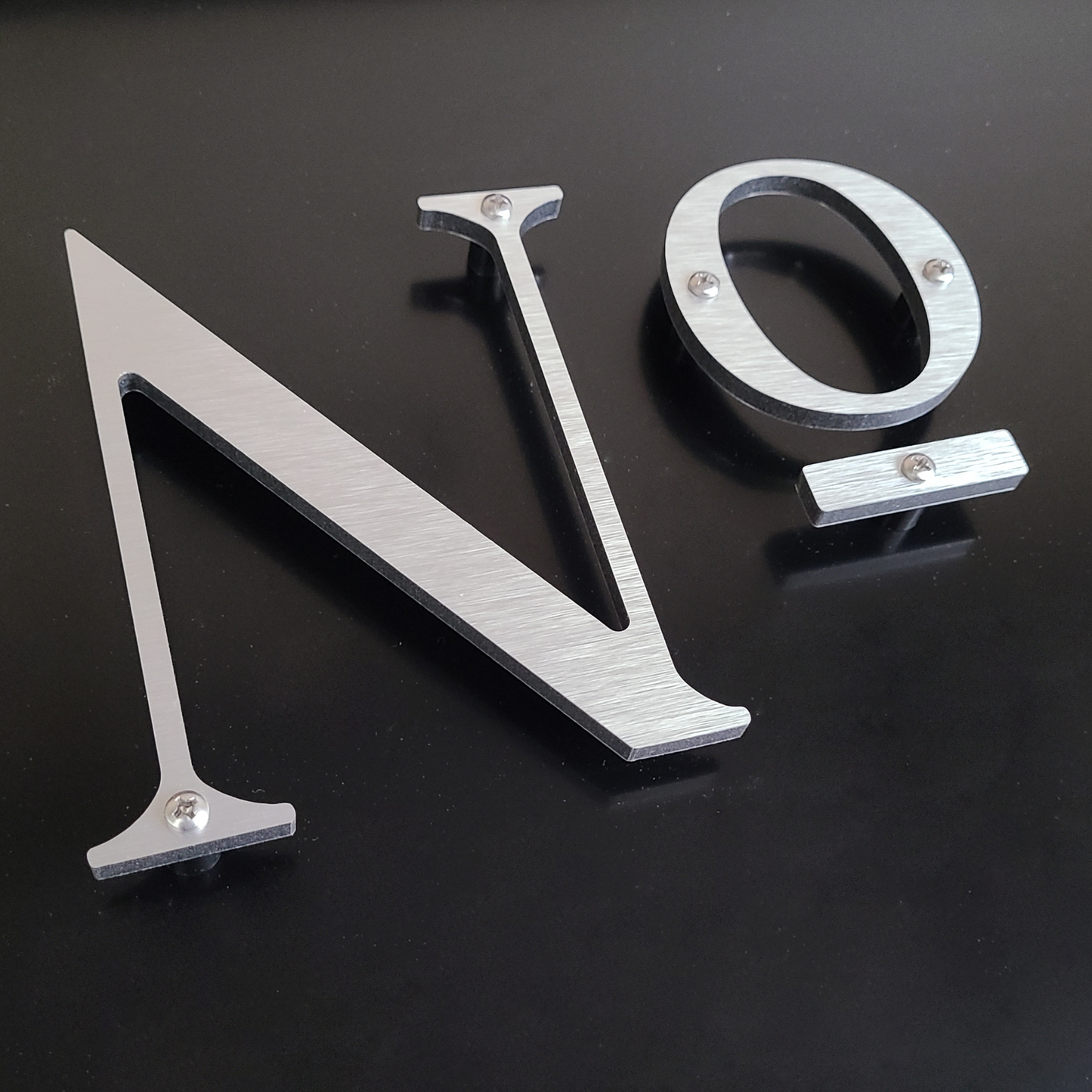 8 inch ROMAN SERIF house numbers for modern address signs