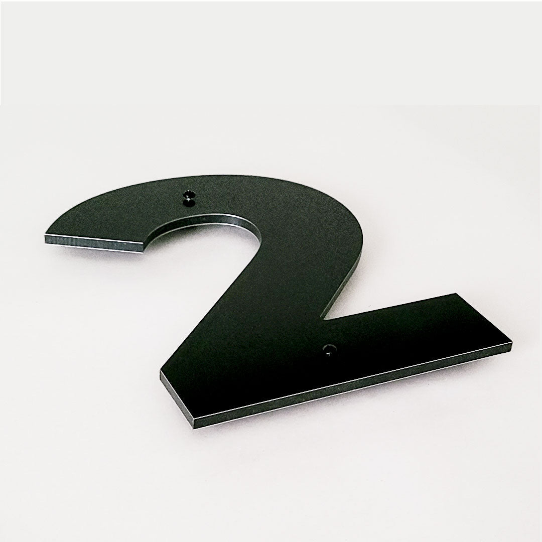 Side view of BOLD RETRO house numbers